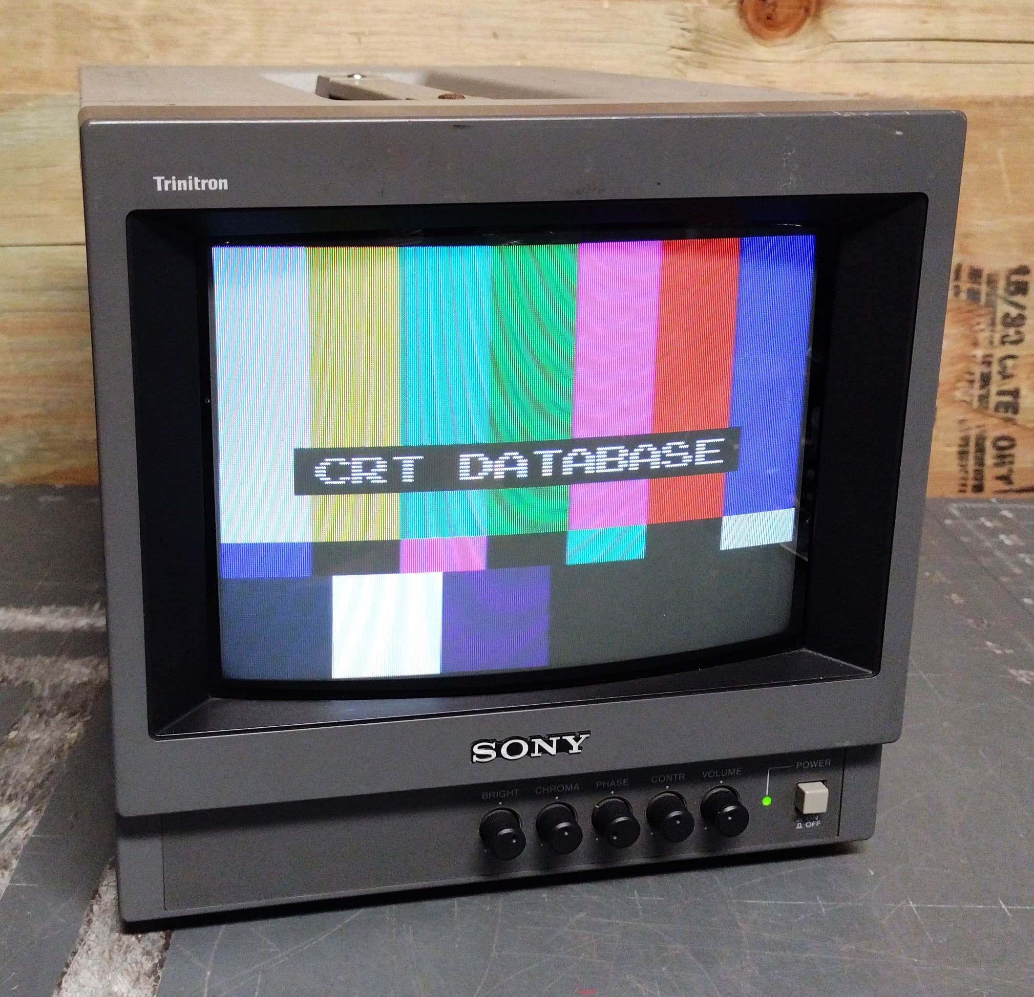 PVM-9040