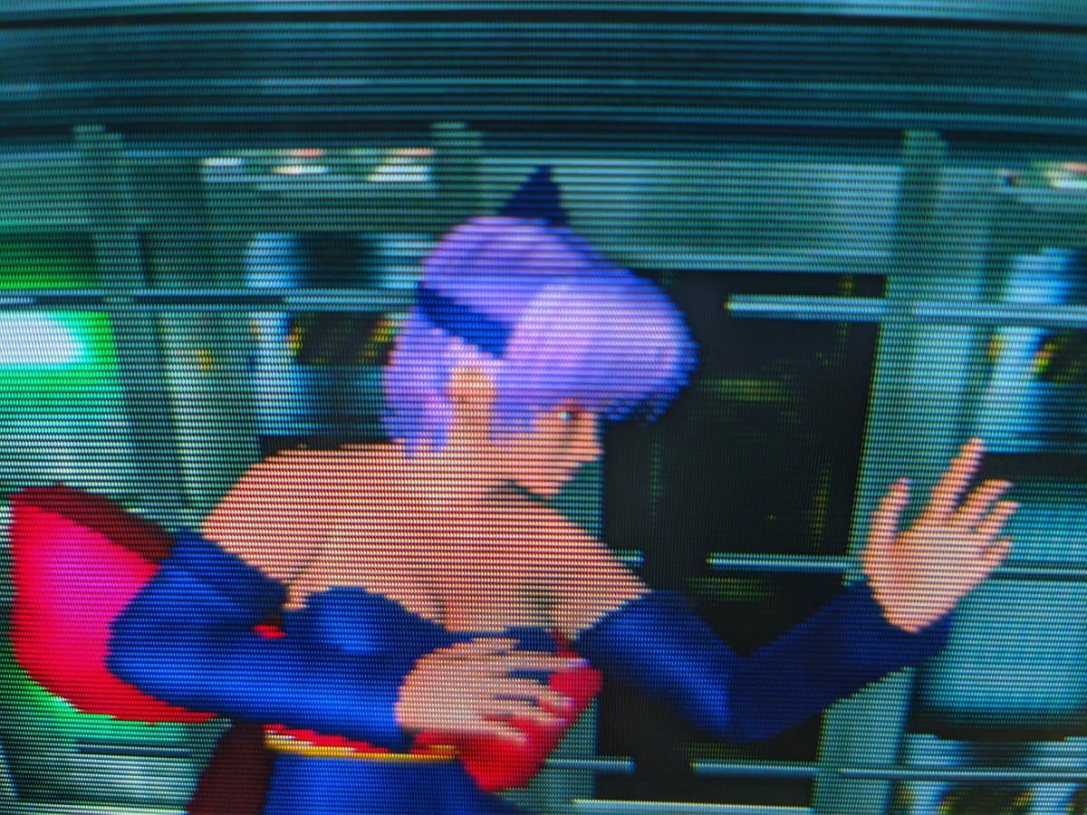 Sony CPD-E430 CRT displaying Dreamcast's Dead or Alive 2, showing color convergence and display quality after white point calibration.