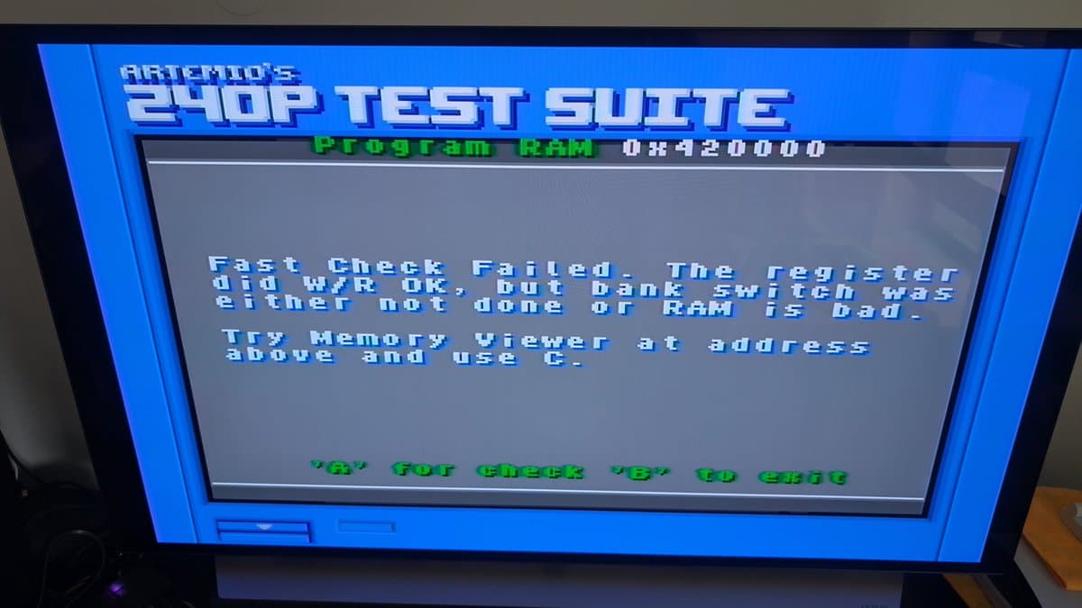 Sega 2400 Test Suite diagnostic showing "Fast Check Failed" error message regarding W/R OK and bank switch failure on Program RAM.